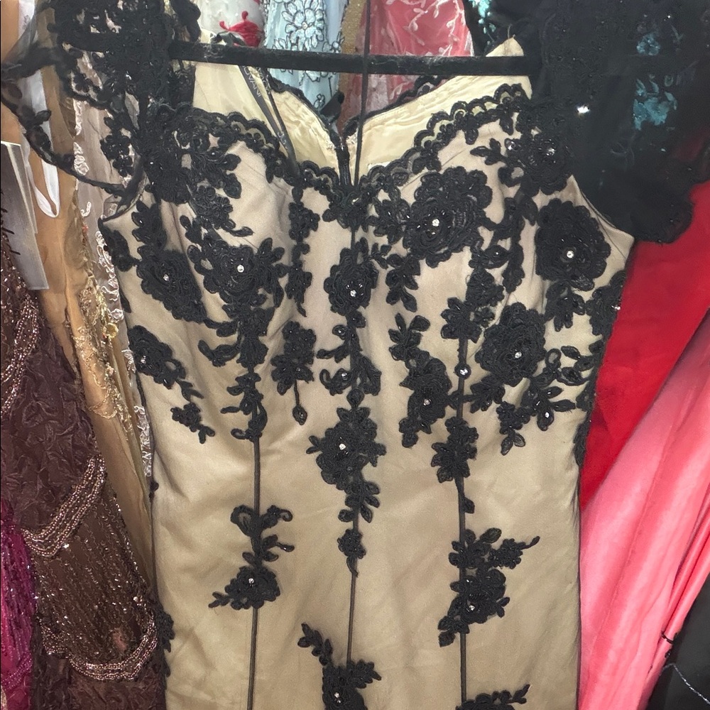 Jovani Black Floral Lace Long Sleeve Dress 10 - Picture 7 of 12